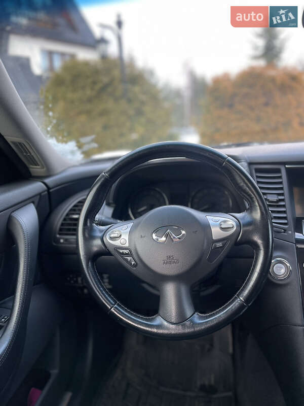 Позашляховик / Кросовер Infiniti FX 37 2012 в Херсоні