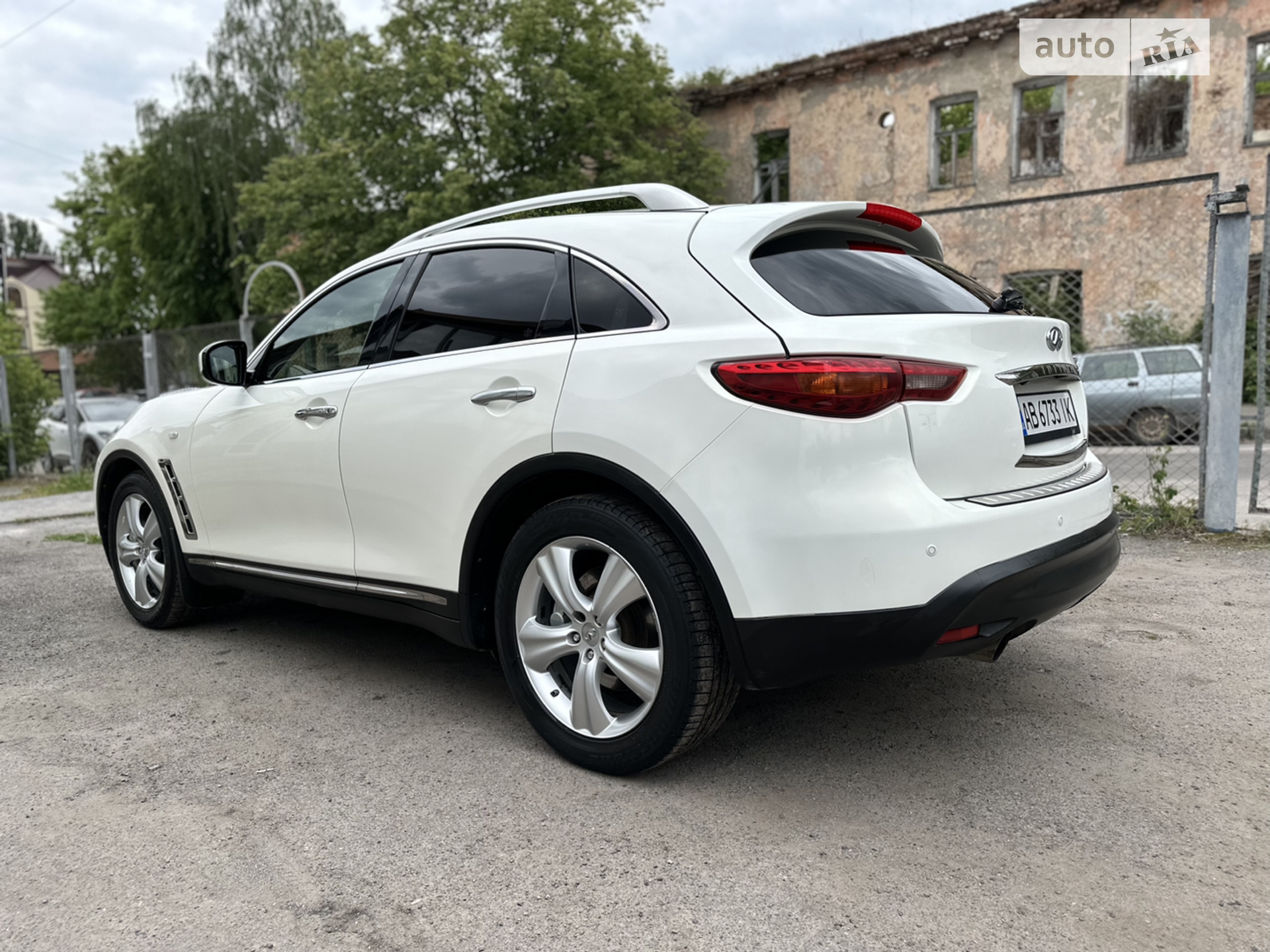2011 Infiniti FX - мініатюра 6