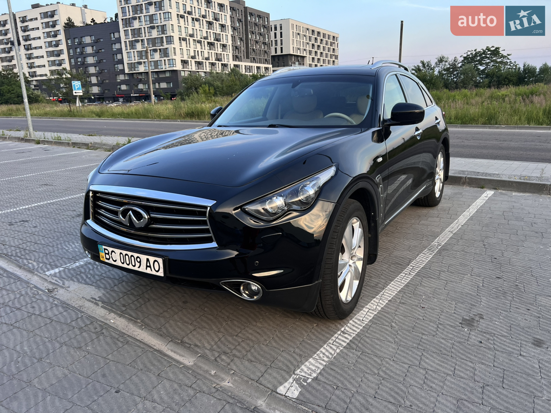 2012 Infiniti FX - фото 1
