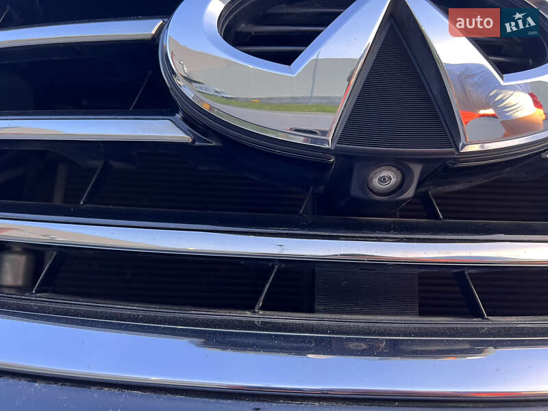 Позашляховик / Кросовер Infiniti FX 37 2012 в Львові