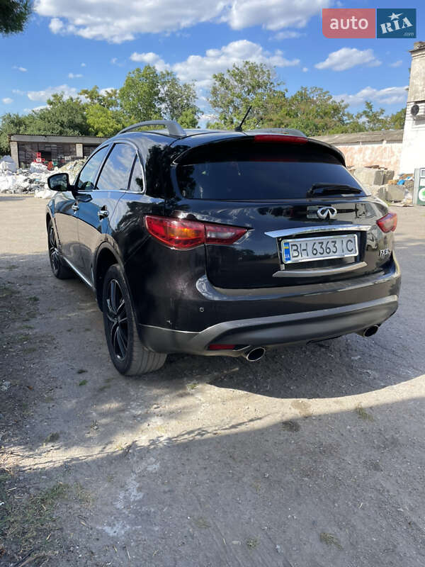 Позашляховик / Кросовер Infiniti FX 37 2012 в Ізмаїлі