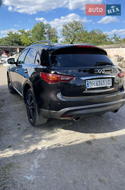Внедорожник / Кроссовер Infiniti FX 37 2012 в 