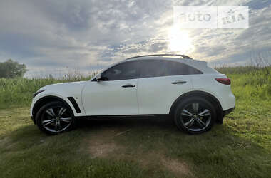 Позашляховик / Кросовер Infiniti FX 37 2013 в Смілі