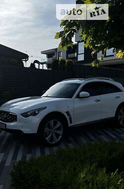 Позашляховик / Кросовер Infiniti FX 37 2011 в Ужгороді