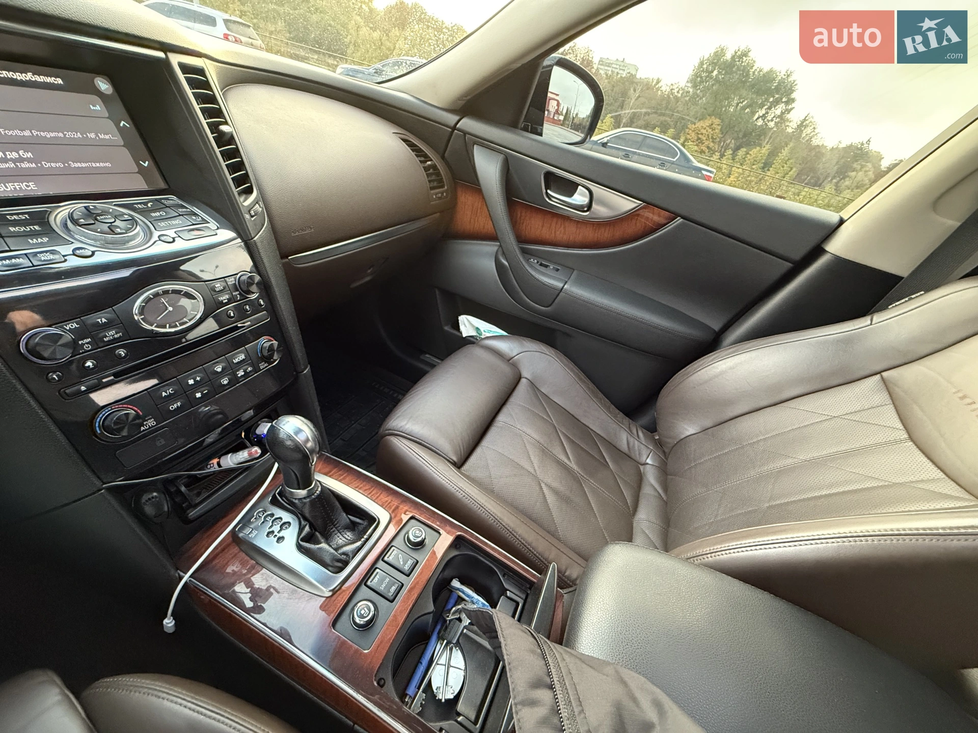 2010 Infiniti FX - мініатюра 12