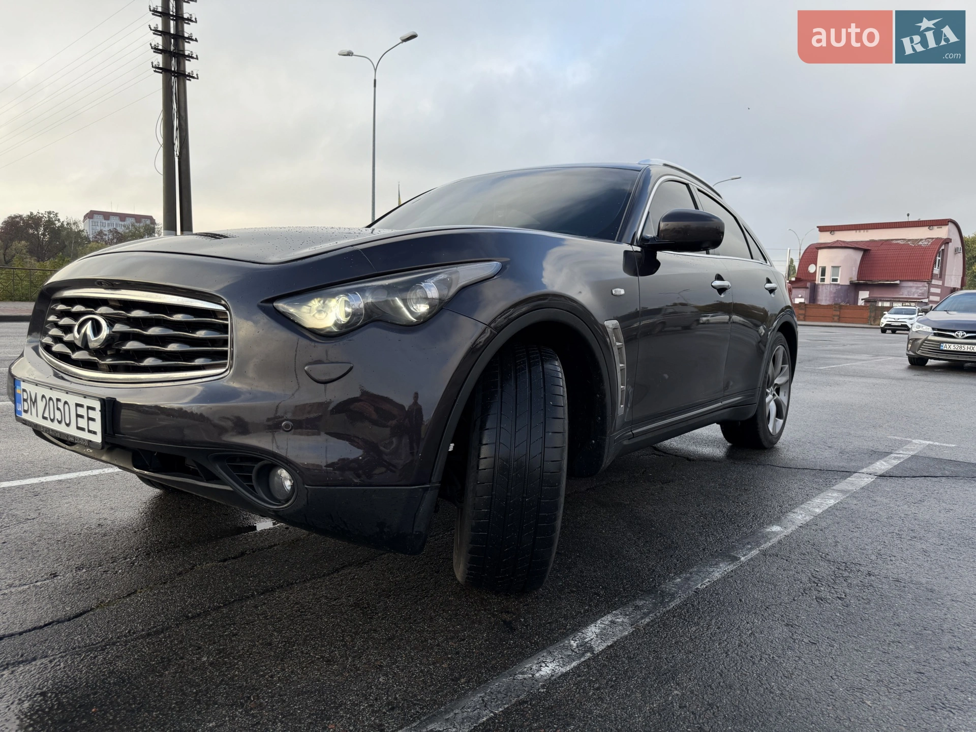 2010 Infiniti FX - мініатюра 13