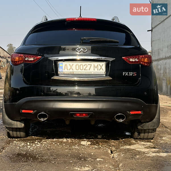 Позашляховик / Кросовер Infiniti FX 37 2011 в Харкові