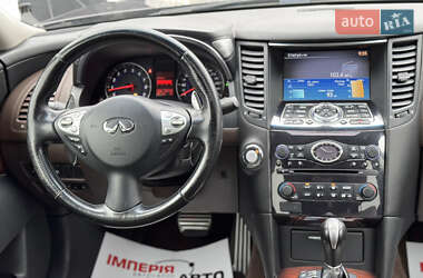 Внедорожник / Кроссовер Infiniti FX 37 2010 в Киеве