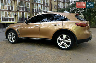 Позашляховик / Кросовер Infiniti FX 37 2010 в Ірпені