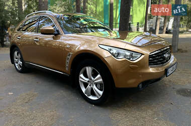 Позашляховик / Кросовер Infiniti FX 37 2010 в Ірпені