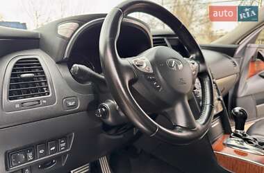 Внедорожник / Кроссовер Infiniti FX 37 2012 в 