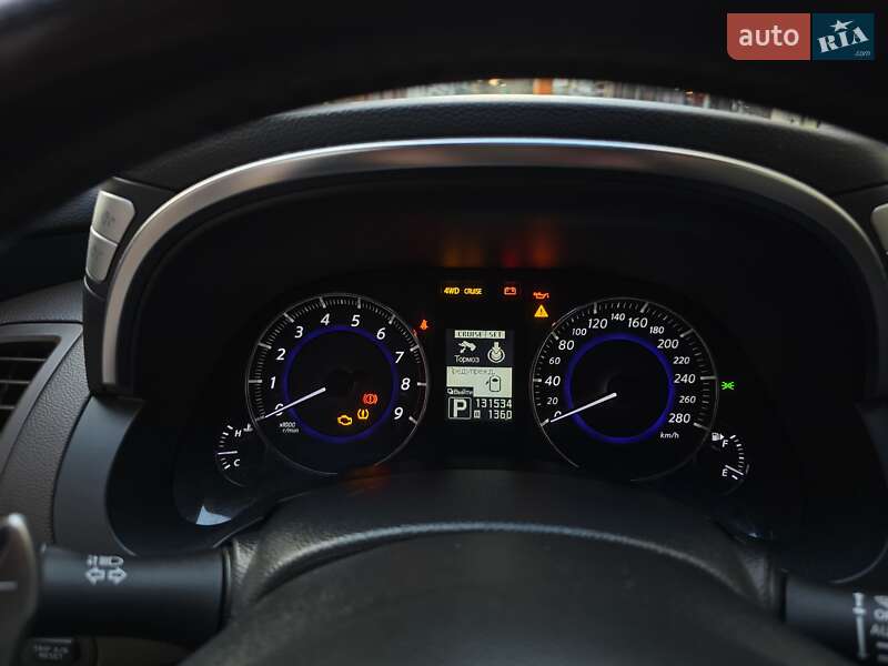 Позашляховик / Кросовер Infiniti FX 37 2012 в Івано-Франківську