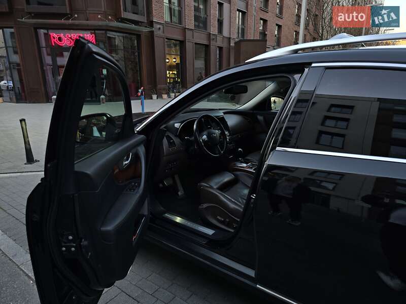 Позашляховик / Кросовер Infiniti FX 37 2012 в Івано-Франківську