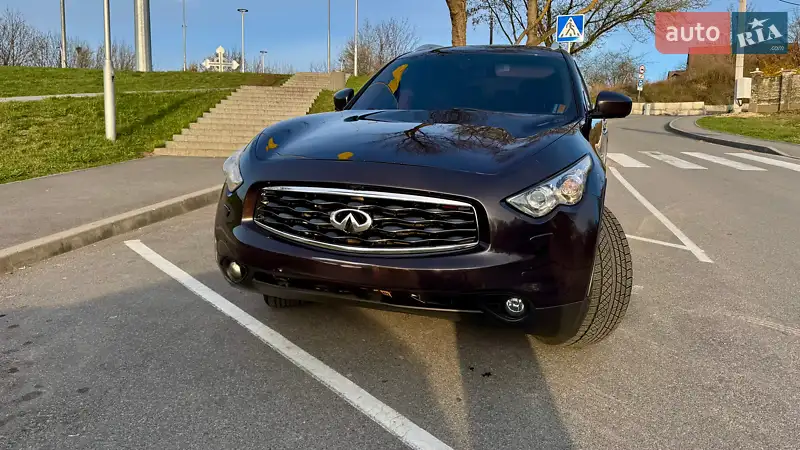 Infiniti FX 37 2011