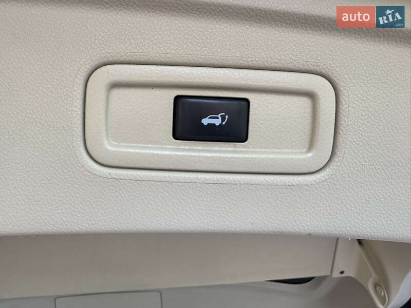 Внедорожник / Кроссовер Infiniti FX 37 2011 в Полтаве