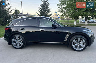 Позашляховик / Кросовер Infiniti FX 37 2010 в 