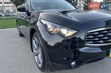 Позашляховик / Кросовер Infiniti FX 37 2010 в 