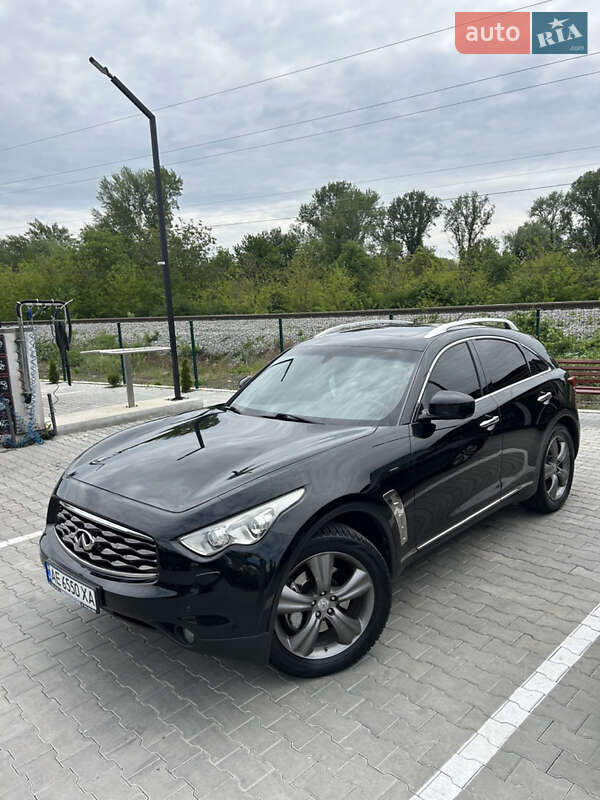 Позашляховик / Кросовер Infiniti FX 37 2011 в Києві