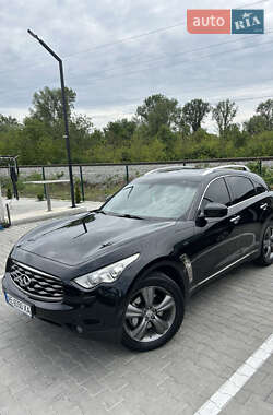 Позашляховик / Кросовер Infiniti FX 37 2011 в 