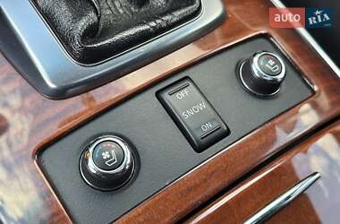 Внедорожник / Кроссовер Infiniti FX 37 2013 в 