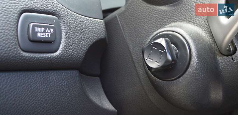 Позашляховик / Кросовер Infiniti FX 37 2012 в Одесі