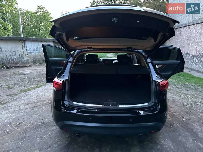 Позашляховик / Кросовер Infiniti FX 37 2011 в Харкові