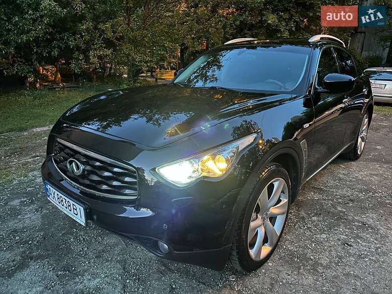 Позашляховик / Кросовер Infiniti FX 37 2011 в Харкові