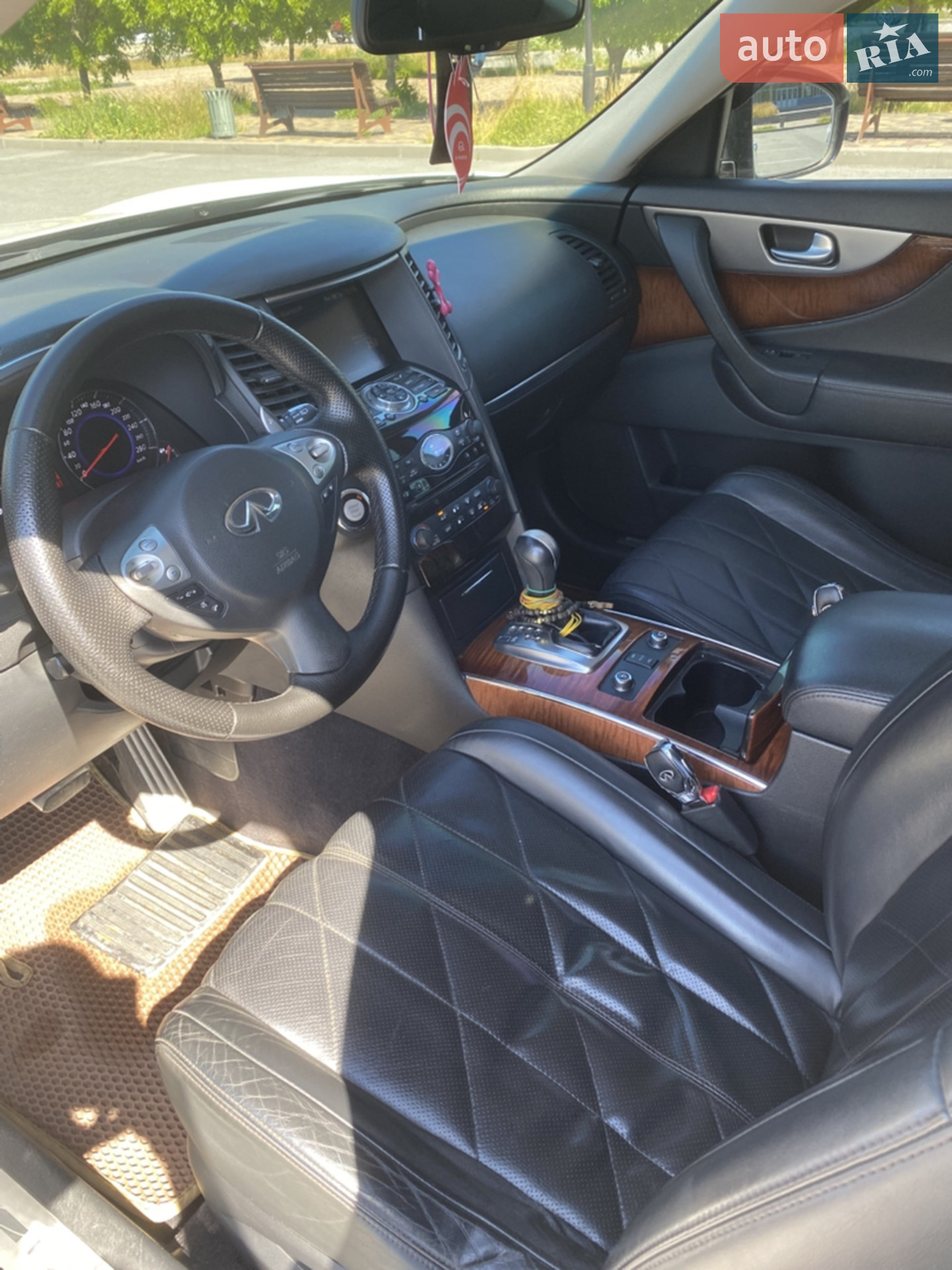 2011 Infiniti FX - мініатюра 9