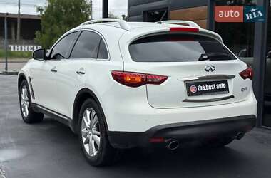 Внедорожник / Кроссовер Infiniti FX 37 2013 в 