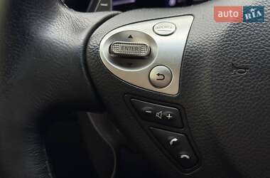 Внедорожник / Кроссовер Infiniti FX 37 2013 в 