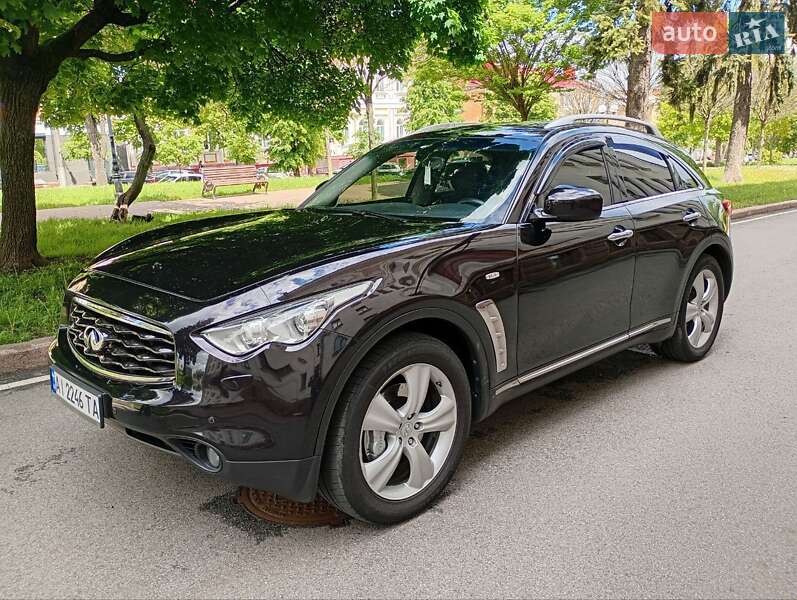 Infiniti FX 37 2011