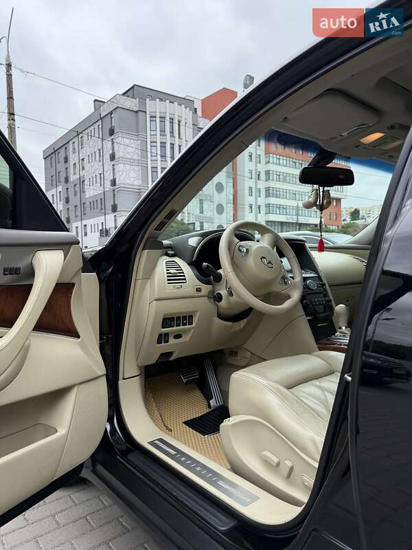 Позашляховик / Кросовер Infiniti FX 37 2011 в Хмельницькому