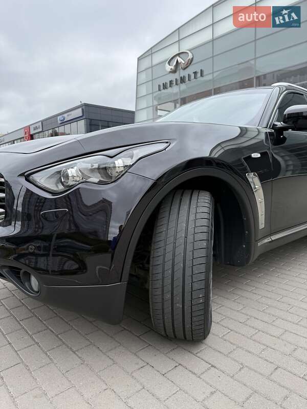 Позашляховик / Кросовер Infiniti FX 37 2011 в Хмельницькому