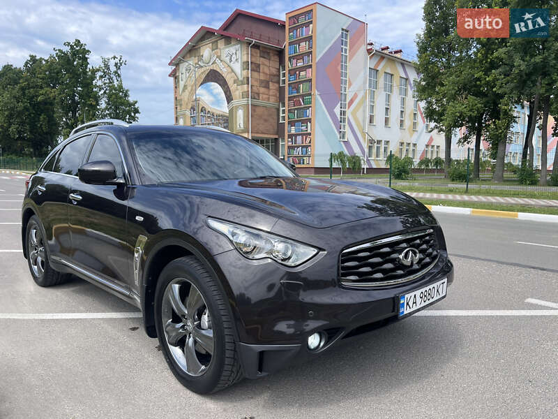 Позашляховик / Кросовер Infiniti FX 37 2010 в Києві