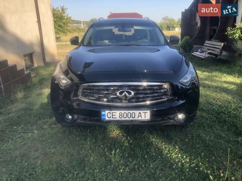 Внедорожник / Кроссовер Infiniti FX 37 2011 в Черновцах
