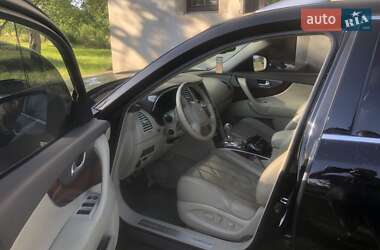 Внедорожник / Кроссовер Infiniti FX 37 2011 в 