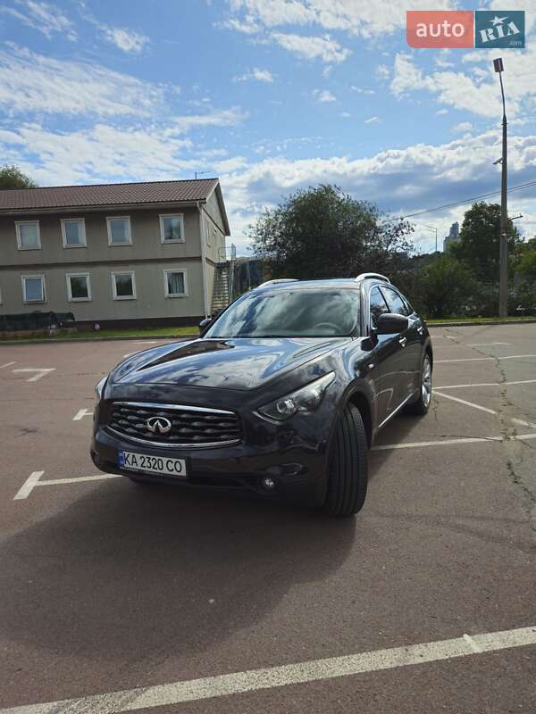 Внедорожник / Кроссовер Infiniti FX 37 2011 в Киеве