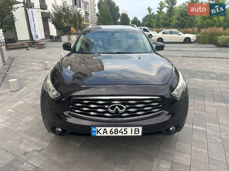 Позашляховик / Кросовер Infiniti FX 37 2011 в Києві