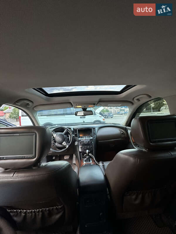 Внедорожник / Кроссовер Infiniti FX 37 2010 в Львове