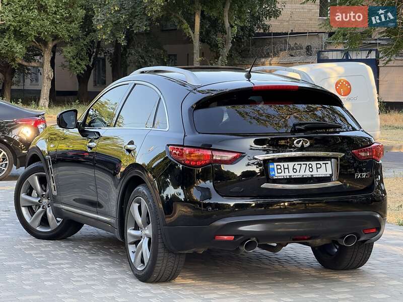 Внедорожник / Кроссовер Infiniti FX 37 2012 в Одессе