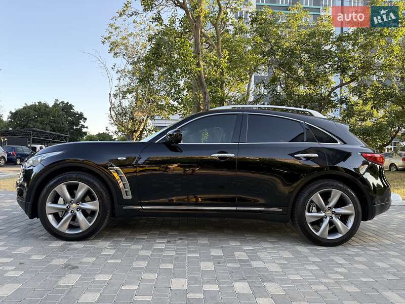 Внедорожник / Кроссовер Infiniti FX 37 2012 в Одессе