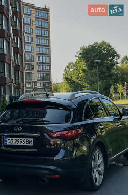 Внедорожник / Кроссовер Infiniti FX 37 2011 в 