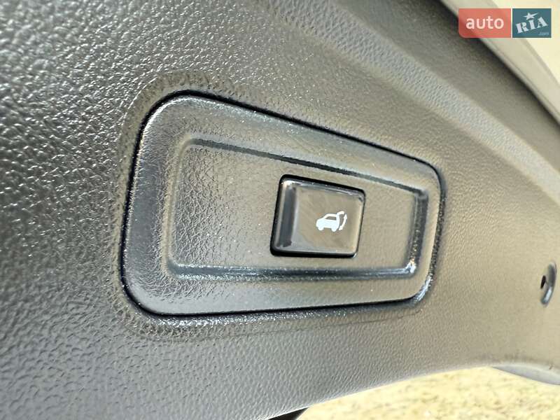 Внедорожник / Кроссовер Infiniti FX 37 2012 в Одессе