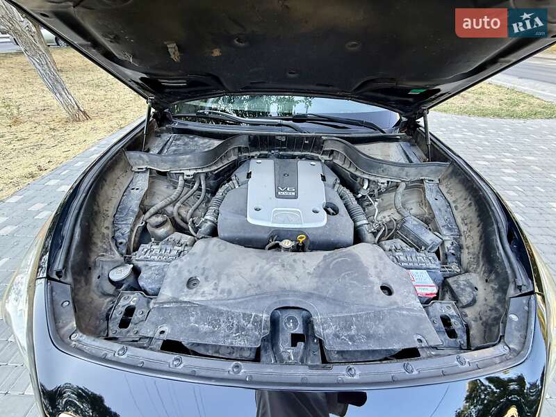 Внедорожник / Кроссовер Infiniti FX 37 2012 в Одессе