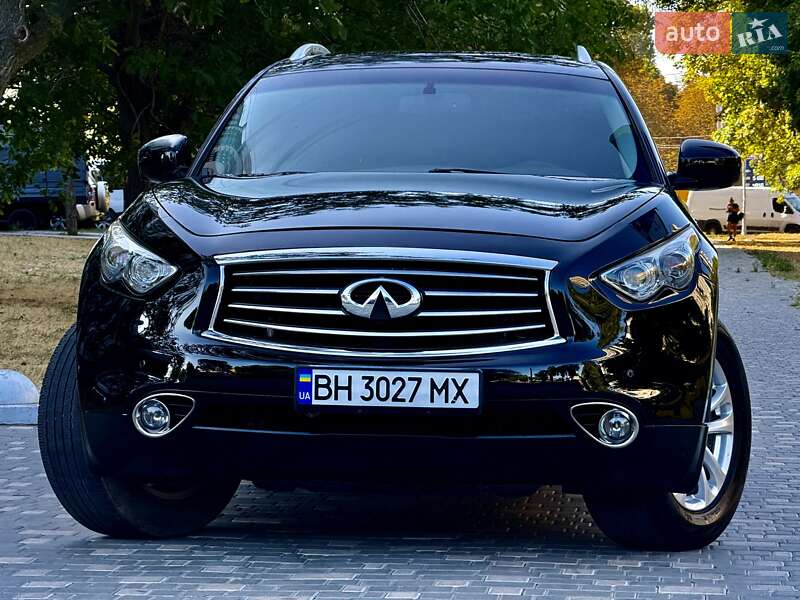 Внедорожник / Кроссовер Infiniti FX 37 2012 в Одессе
