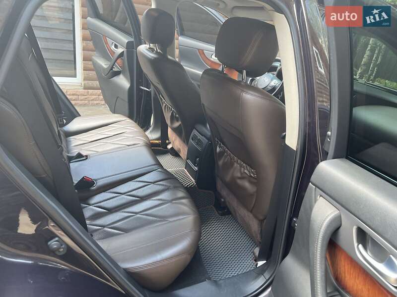 Позашляховик / Кросовер Infiniti FX 37 2011 в Дніпрі