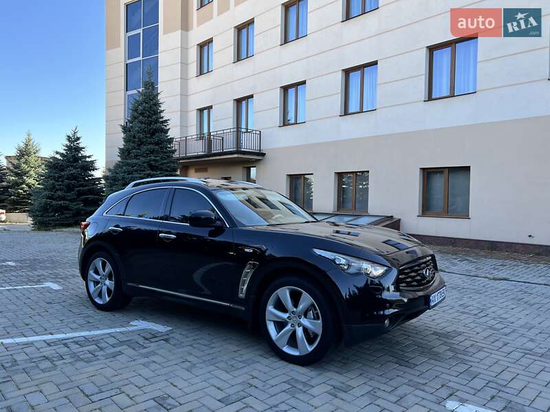 Внедорожник / Кроссовер Infiniti FX 37 2011 в Харькове