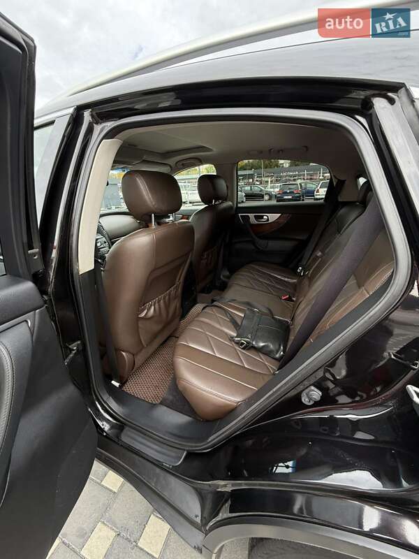 Внедорожник / Кроссовер Infiniti FX 37 2012 в Полтаве фото 13 Внедорожник / Кроссовер Infiniti FX 37 2012 в Полтаве