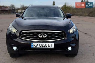 Внедорожник / Кроссовер Infiniti FX 37 2010 в 