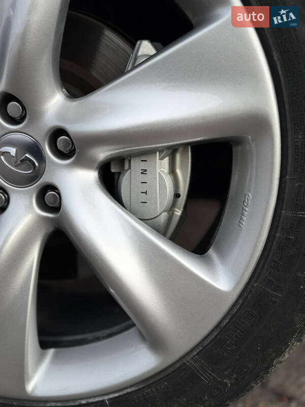 Внедорожник / Кроссовер Infiniti FX 37 2010 в Киеве фото 18 Внедорожник / Кроссовер Infiniti FX 37 2010 в Киеве
